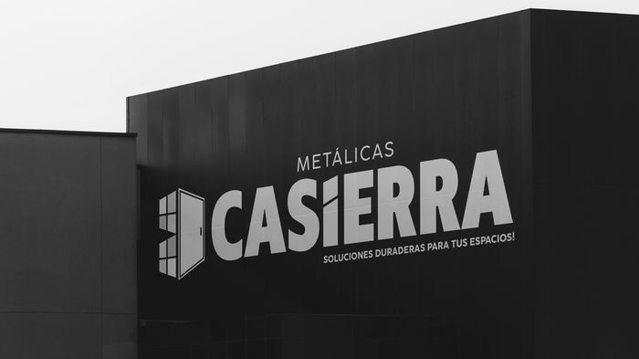 Metálicas Casierra — Fachada